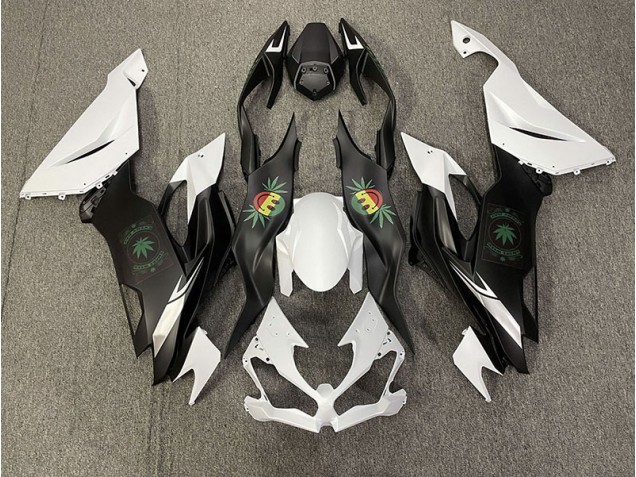 19-23 Glückliches Gesicht ZX6R Motorrad Verkleidung 19-23 Glückliches Gesicht ZX6R Motorrad Verkleidung